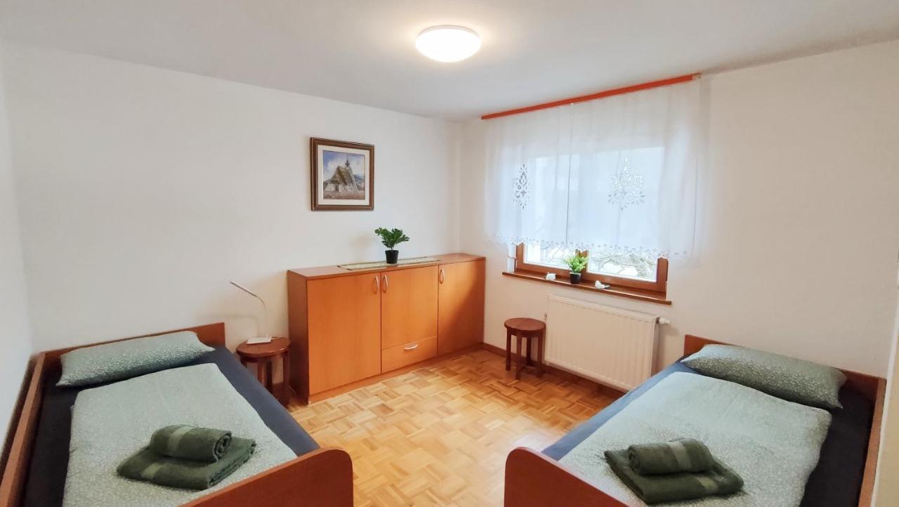 Apartmaji Dora Мойстрана Екстериор снимка