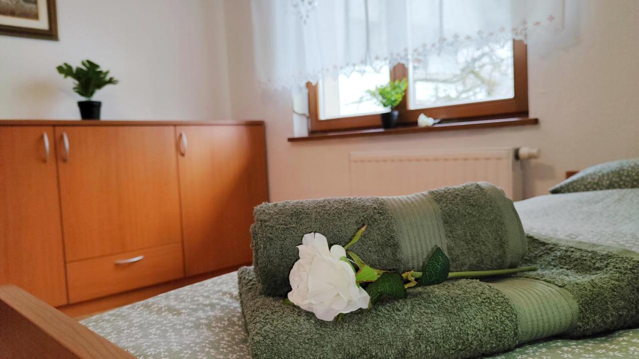 Apartmaji Dora Мойстрана Екстериор снимка
