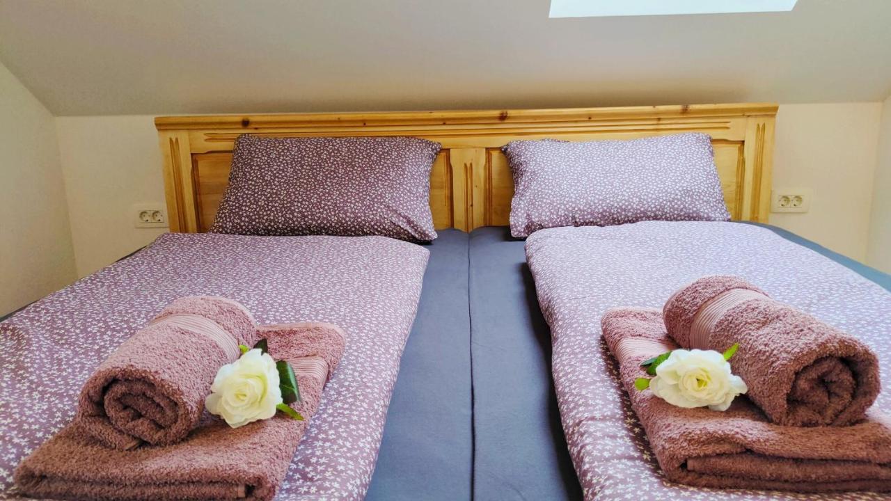 Apartmaji Dora Мойстрана Екстериор снимка